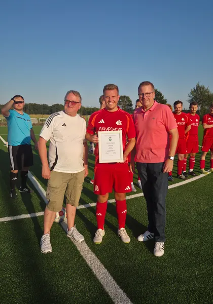 Ehrung und Siasonauftakt in die Kreisliga A